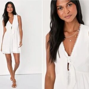 Lulus Lively Beauty White Tie-Front Tiered Mini Dress Size M‎